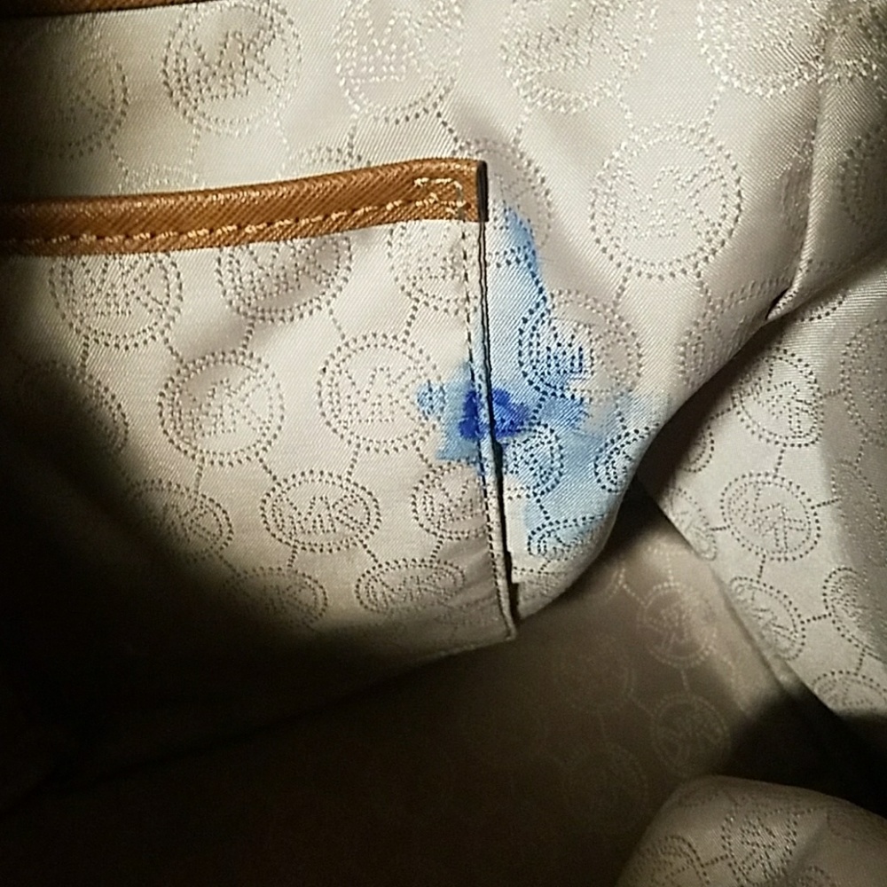 Michael Kors bag - Picture 7 of 8
